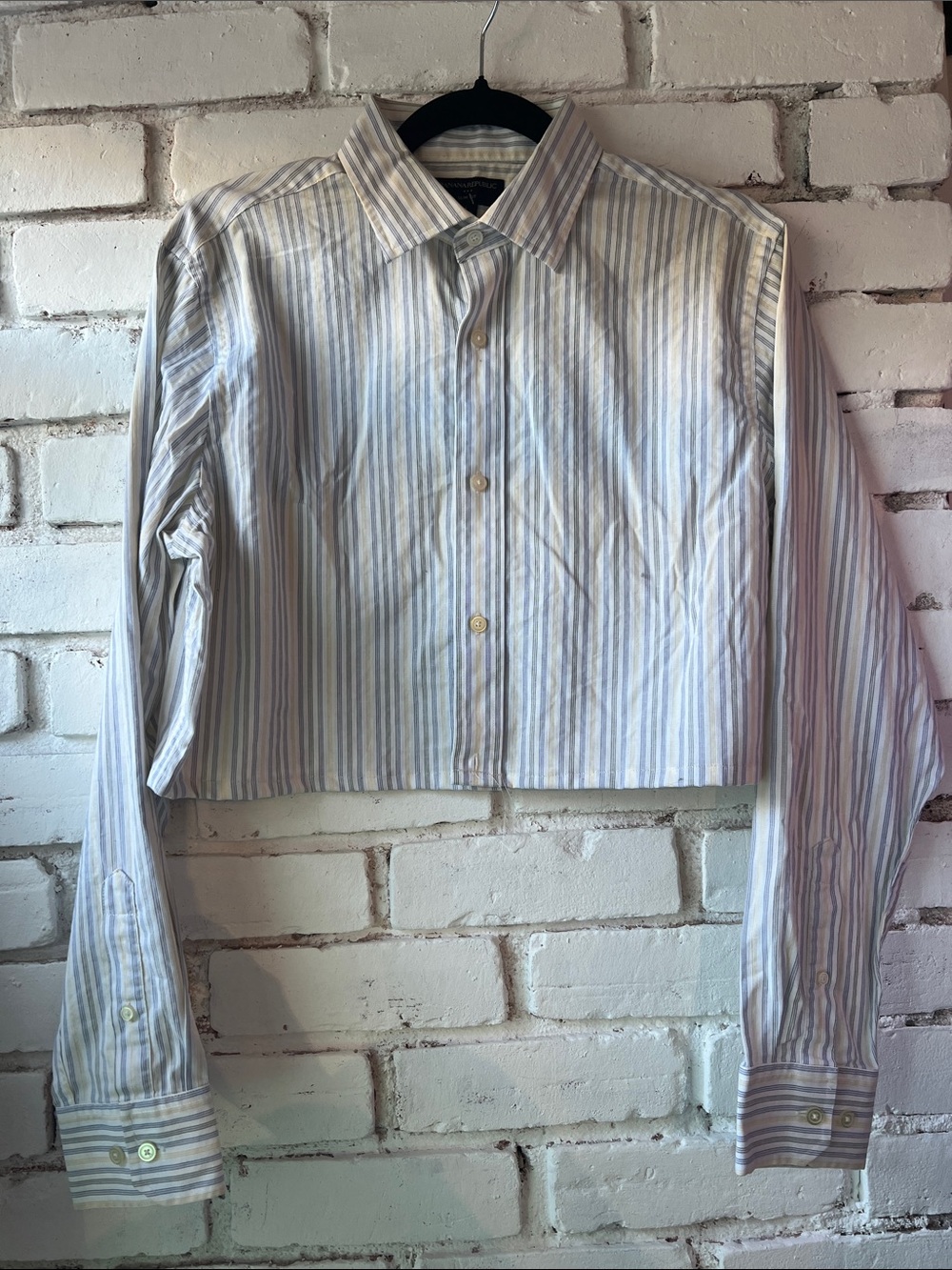 Banana Republic Light Blue & White Striped Button-Down Shirt
